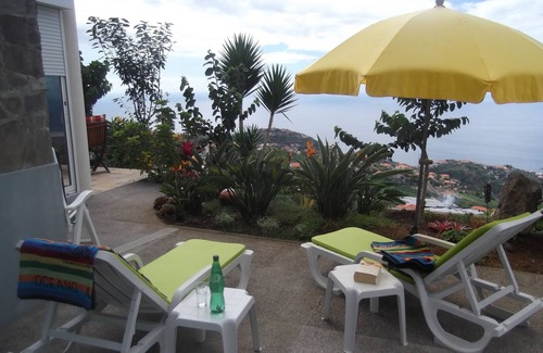 Canhas Apartamento | Casa Albatros: ofrece vistas al mar de 180 grados con jardín privado y entrada y WiFi