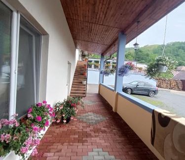 Iara Casa | Casa ALE