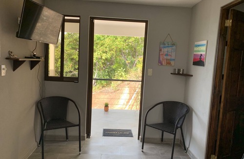 Tamarindo Casa | Casa Alegria - Finca Toltec Resort