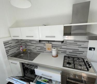 San Teodoro Apartamento | Casa Alizeri FREE PARKING COPERTO, 2 min a piedi