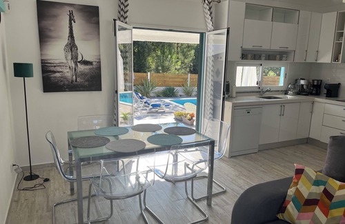 Castelo Casa | Casa Aljo - Maison Avec Piscine Près des Plages