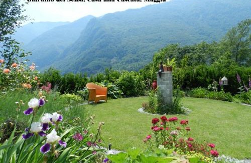 Aurigeno Apartamento | CASA ALLA CASCATA House by the Waterfall and Garden of Senses