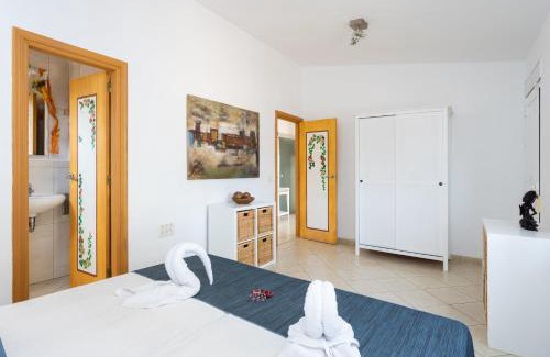 La Listada Casa | Casa Almendra - Private pool - Ocean View - BBQ - Garden - Terrace - Free Wifi - Child & Pet-Friendly - 4 bedrooms - 8 people