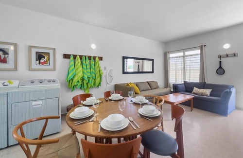 Membrillo Casa | Casa Almendros | House For 8PPL Near Beach @ Camuy