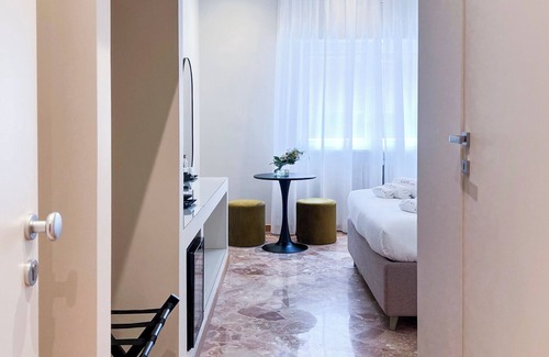 Bari City Centre Hotel | Casa Almika Abate Gimma