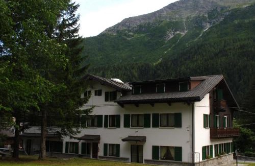 Staffa Cama Y Desayuno | Casa Alpina Don Guanella