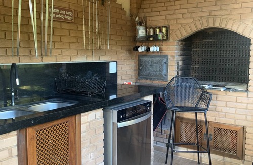 Vila Poran Cabaña | Casa Alto Capivari, Condomínio 6 Suites, Wi-fi Free, Vista Montanha10m do Centro