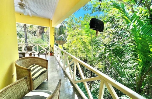 El Cerro Casa | Casa Amable by Ronny's place - Manuel Antonio
