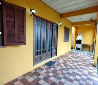 Mambucaba Casa | Casa Amarela da Prainha de Mambucaba - Piscina aquecida