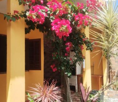 Mambucaba Casa | Casa Amarela da Prainha de Mambucaba - Piscina aquecida