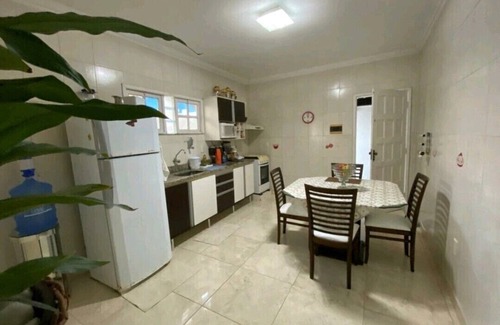 Arembepe Casa | Casa Amarela seu Refúgio
