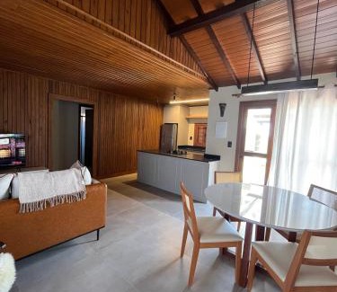 Laguna Casa | Casa Amendoeira - Rua da Praia Grande - Laguna-SC