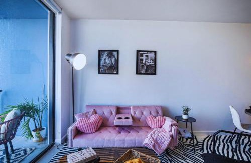 Doral Apartamento | CASA AMOR - Beach Club, Gym, Sauna, Free Parking, Near Airport