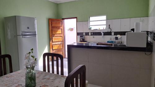 Juazeiro Casa | Casa ampla e agradável com piscina e churrasqueira