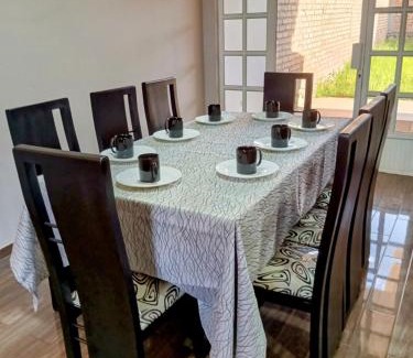 Cuenca Casa | Casa amplia con espacio verde