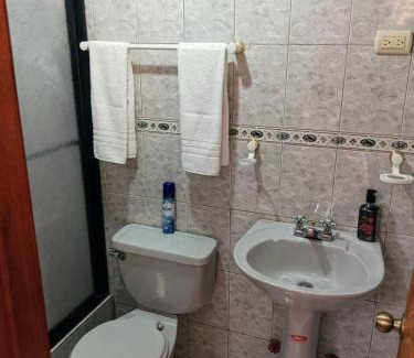 Cuenca Casa | Casa amplia con espacio verde
