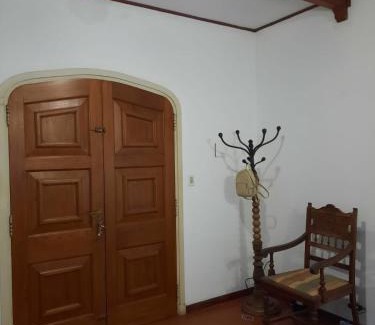 La Plata Casa | Casa amplia para 5 personas y cochera, a pasos del centro