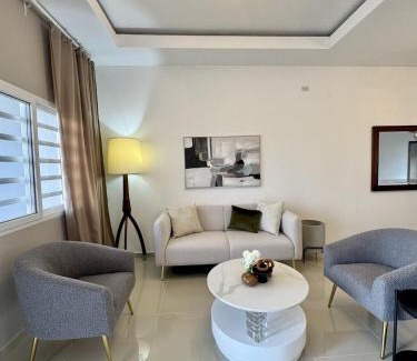 Comayagua Casa | Casa amplia y elegante cerca del Aeropuerto Palmerola