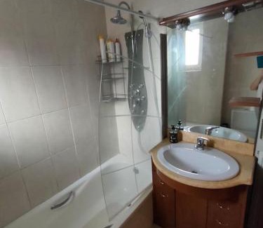 Orcoyen Casa | Casa amplia y luminosa cerca de Pamplona - Izarren Etxea