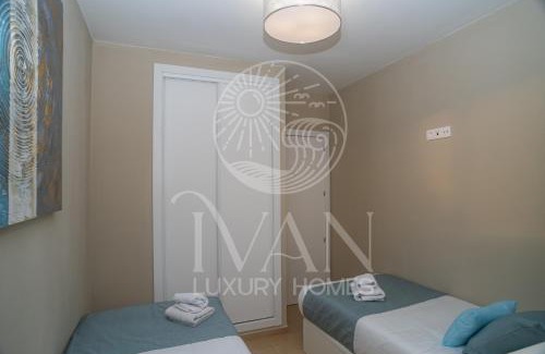 Cabanes Apartamento | Casa Ana Ivan Luxury Homes 3ªPlta Sur 1ªLinea