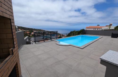 Estrela da Calheta Casa | Casa Antonette, Lovely house with a pool