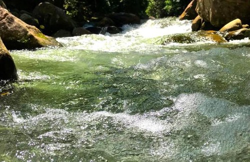 Cachoeiras de Macacu Casa | Casa ao lado da Cachoeira com uma vista INCRÍVEL