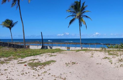Arembepe Casa | Casa Arembepe em frente as piscinas naturais
