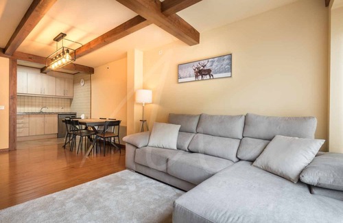 Las Bordas Casa | Casa Artiga de Lin by SeaMount Rentals