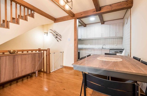 Las Bordas Casa | Casa Artiga de Lin by SeaMount Rentals