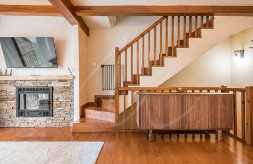 Las Bordas Casa | Casa Artiga de Lin by SeaMount Rentals