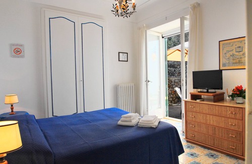 Marina Piccola Cama Y Desayuno | Casa Augusto