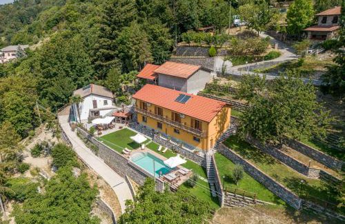Uscio Casa | Casa Aurora