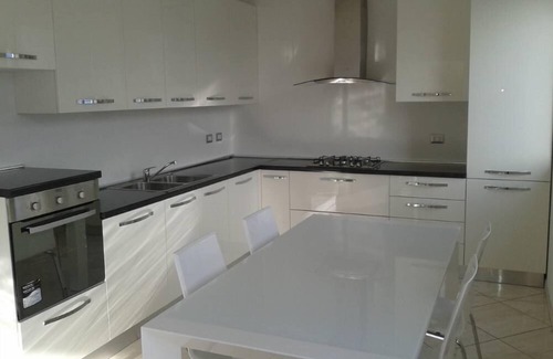 San Siro Apartamento | CASA AZALEA Bonito apartamento con maravillosa vista al lago.