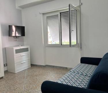 Prenestino-Centocelle Apartamento | Casa Azalee Apartment