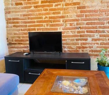 Esterito Casa | Casa Azul loft 2 blocks malecon with garage