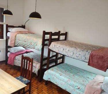 Duques Cama Y Desayuno | Casa Azul - Quitandinha