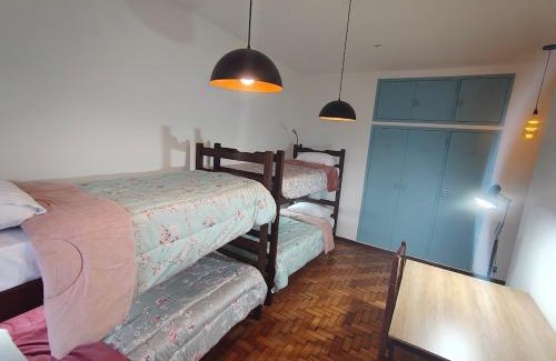 Duques Cama Y Desayuno | Casa Azul - Quitandinha