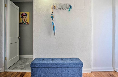 Truth or Consequences Apartamento | 'Casa Azul' - Walk to Hot Springs & Downtown!