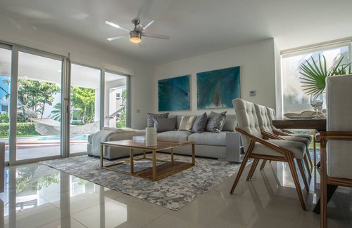Puerto Juarez Condominio | Casa Azul With Private Pool 2 Bedroom Condo by RedAwning