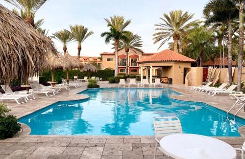 Gold Coast Casa | Casa Azure Aruba