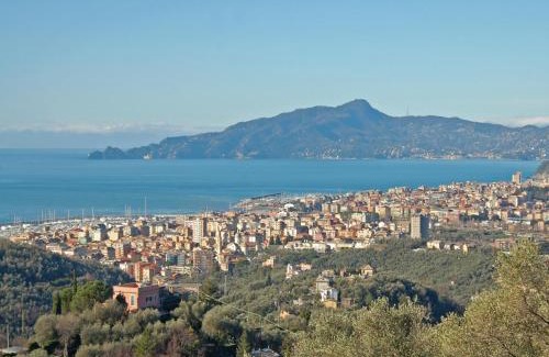 Chiavari Apartamento | Casa Baires 121 by Holiday World