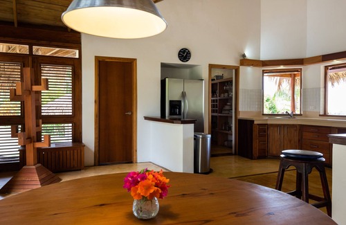 El Limon Villa | Casa Bamboulita - Villa de 5 dormitorios con vistas al mar en medio de la naturaleza
