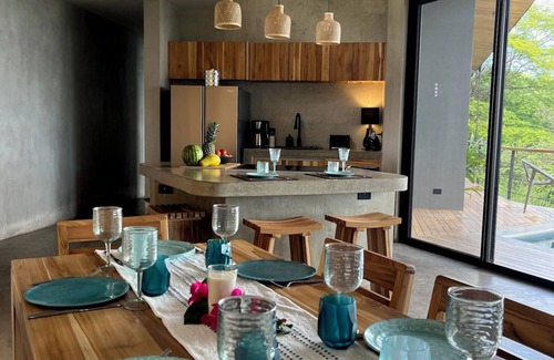Tamarindo Villa | Casa Banka: Scenic 3Bedroom Villa with Pool & 24/7 Security in Playa Tamarindo