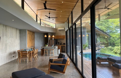 Tamarindo Villa | Casa Banka: Scenic 3Bedroom Villa with Pool & 24/7 Security in Playa Tamarindo