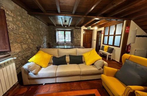 Peñamellera Alta Casa | "Casa Bardales"