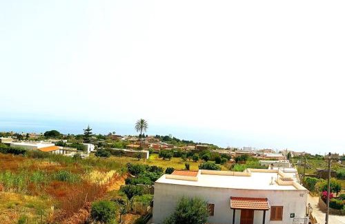Pianoconte Apartamento | Casa Basilio con bellissima terrazza vista isole