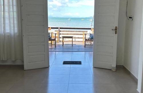 Zimbros Casa | Casa beira mar em Bombinhas