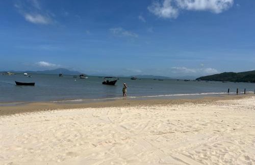Zimbros Casa | Casa beira mar em Bombinhas