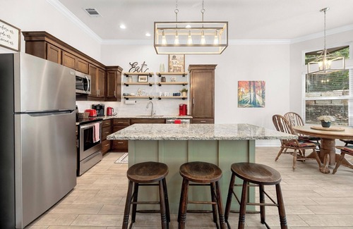 Highland Lake Estates Condominio | Casa Bella "A"- LOVELY, New Duplex - North Shore Lake Travis