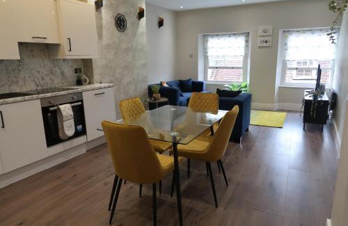 Sherborne Apartamento | Casa Bella In Sherborne's Historic Quarterlocal